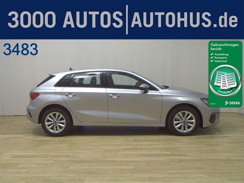 Florettsilber metallic Gebraucht 2021 Audi A3 Sportback Basis Limousine | 18.480 € (Guter Preis) - Bild 1/4