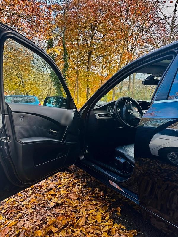 Gebraucht BMW 525 177 PS (130 kW) 2005 Schwarz Limousine