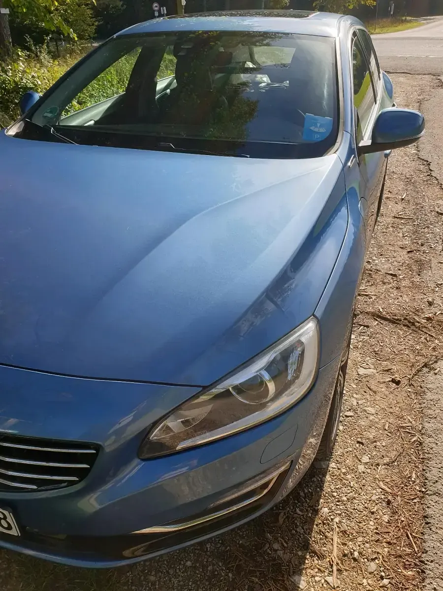 Gebraucht Volvo V60 280 PS (205 kW) 2015 Blau Kombi
