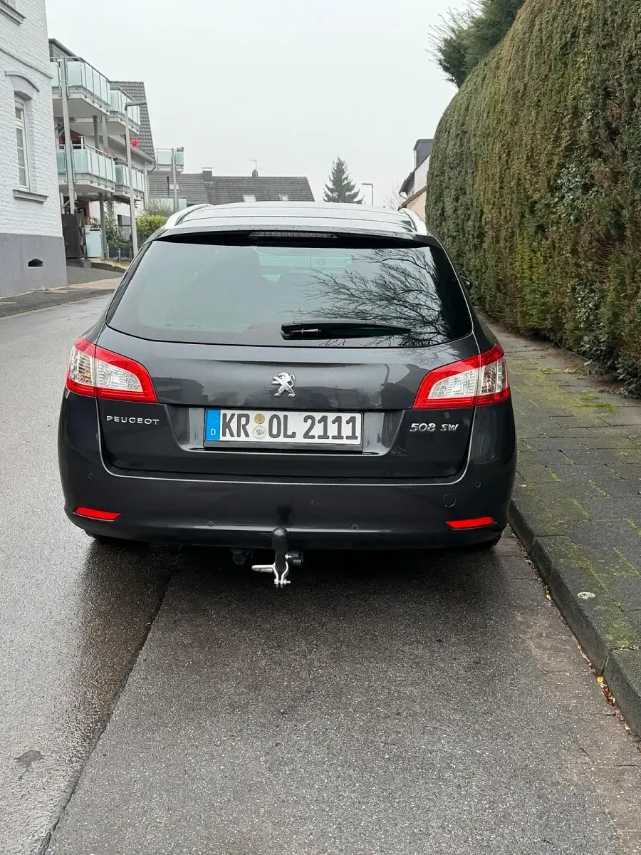 Gebraucht Peugeot 508 156 PS (114 kW) 2012 Grau Kombi