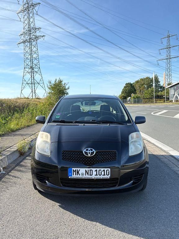 Schwarz Gebraucht 2006 Toyota Yaris Limousine | 3.000 € (Fairer Preis) - Bild 1/4