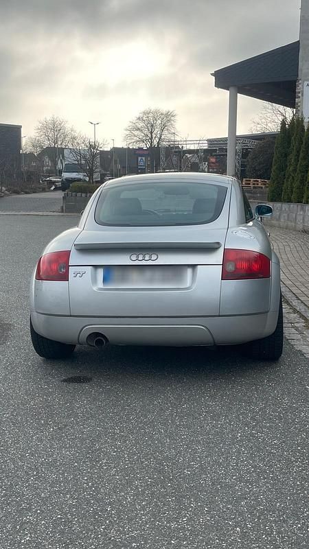 Gebraucht Audi TT 180 PS (132 kW) 2000 Silber Coupé