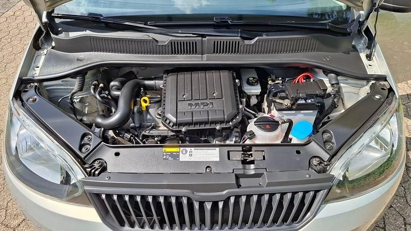 Silber Gebraucht 2014 Skoda Citigo Kleinwagen | 3.350 € (Fairer Preis) - Bild 1/4