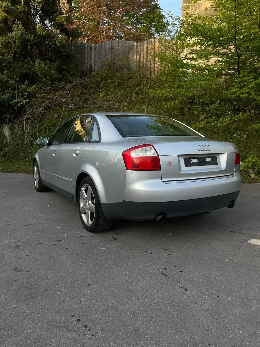 Gebraucht Audi A4 150 PS (110 kW) 2000 Limousine