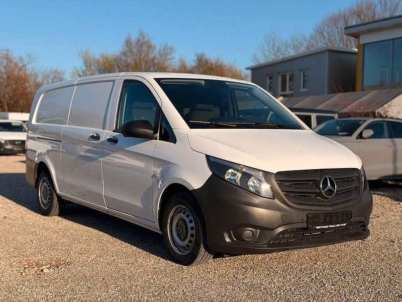 Gebraucht Mercedes Vito 136 PS (100 kW) 2019 Weiß Van