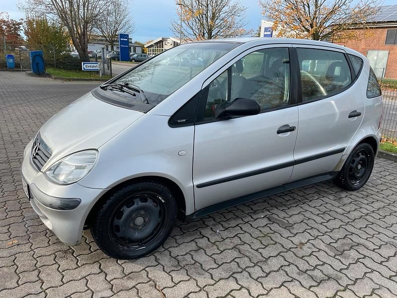 Silber Gebraucht 2002 Mercedes A170 Classic Kleinwagen | 750 € (Guter Preis) - Bild 1/4