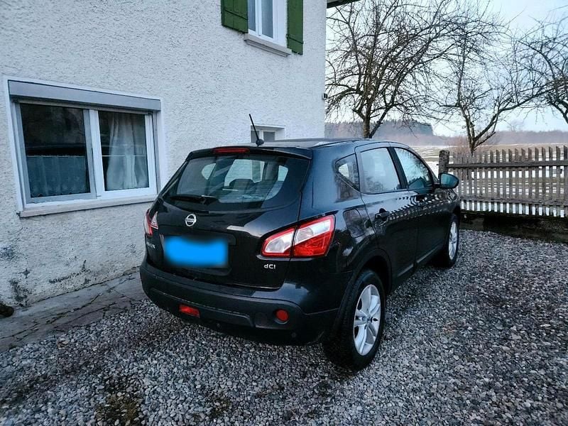 Gebraucht Nissan Qashqai 110 PS (80 kW) 2012 Schwarz SUV
