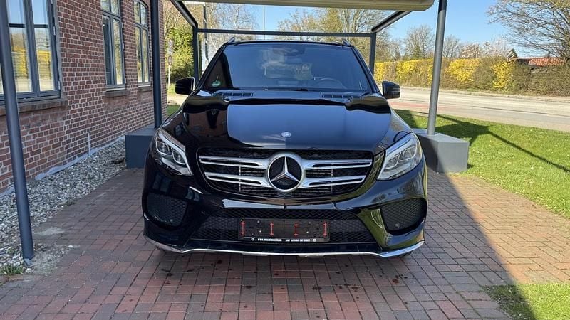 Gebraucht Mercedes GLE350 258 PS (189 kW) 2016 Schwarz (schwarz  unilack) SUV