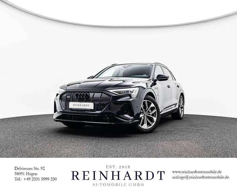 Mythosschwarz metallic Gebraucht 2022 Audi e-tron S-Line SUV | 32.415 € (Superpreis) - Bild 1/3