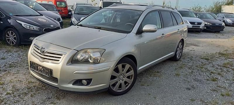 Grau Gebraucht 2009 Toyota Avensis Kombi | 2.750 € (Superpreis) - Bild 1/4