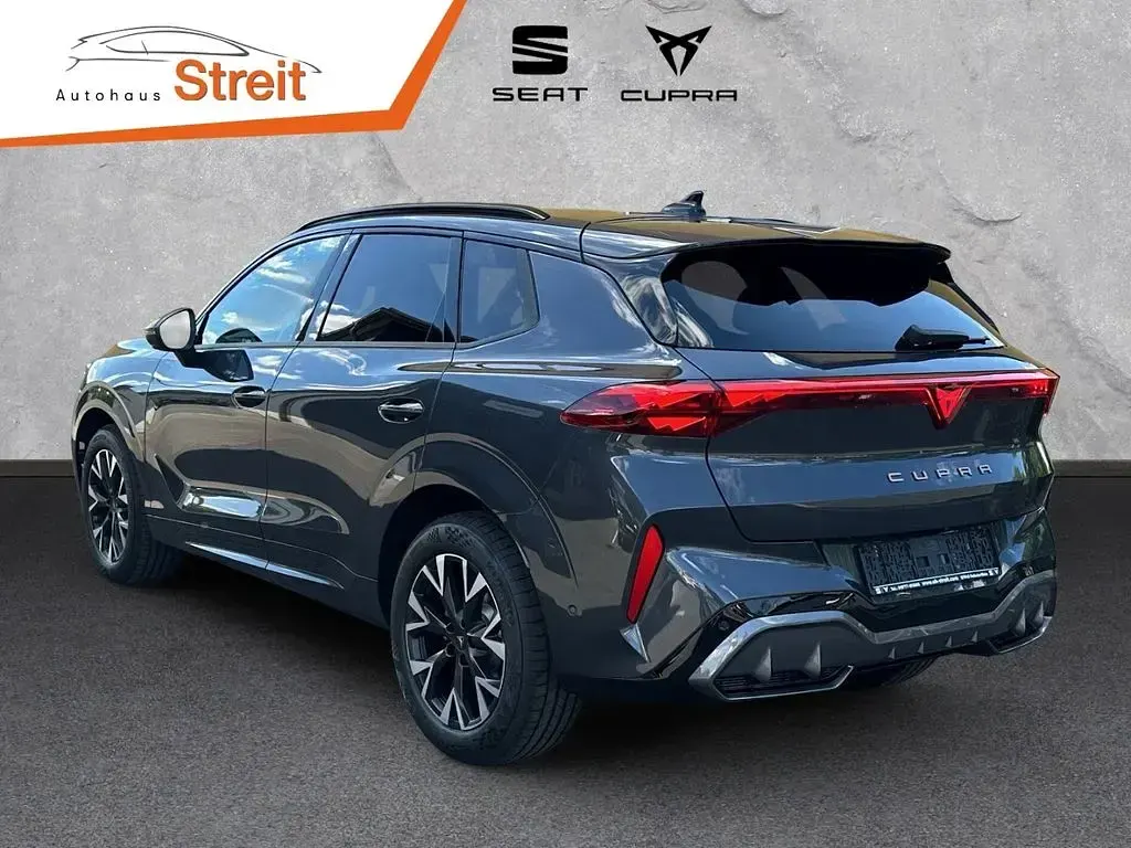 Neu Cupra Terramar 150 PS (110 kW) 2026 Timanfayagrau SUV