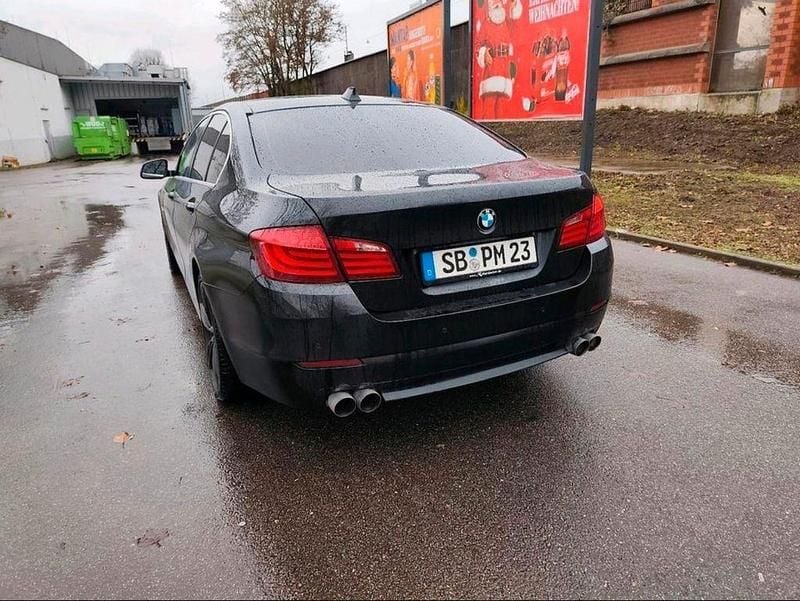 Schwarz Gebraucht 2012 BMW 530 Limousine | 12.500 € (Guter Preis) - Bild 1/4