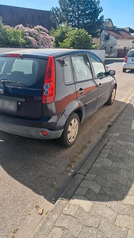 Gebraucht Ford Fiesta 60 PS (44 kW) 2006 Blau Kleinwagen