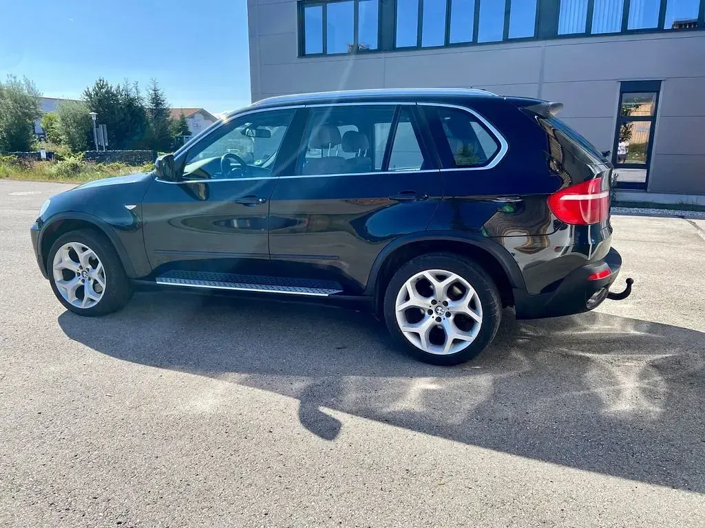 Gebraucht BMW X5 Sport Line 235 PS (172 kW) 2008 Black sapphire metallic SUV