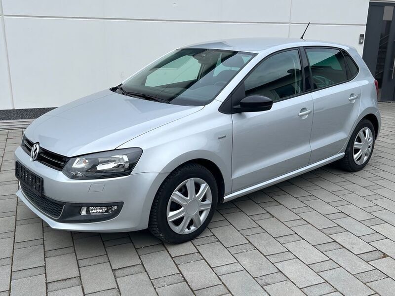 Reflexsilber metallic Gebraucht 2012 VW Polo Match Kleinwagen | 6.800 € (Fairer Preis) - Bild 1/4