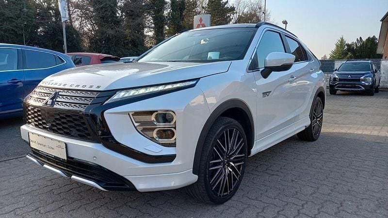 Gebraucht Mitsubishi Eclipse Cross Top 188 PS (138 kW) 2022 Weiß SUV