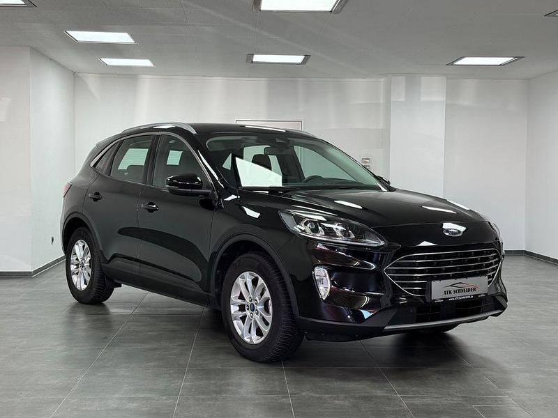 Gebraucht Ford Kuga Titanium 150 PS (110 kW) 2022 Schwarz SUV
