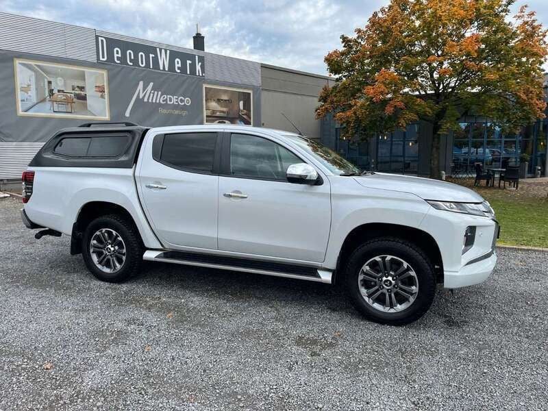 Weiß Gebraucht 2020 Mitsubishi L200 Abholung | 25.700 € (Superpreis) - Bild 1/4