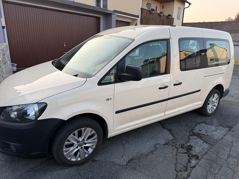 Usata VW Caddy Maxi 102 CV (75 kW) 2012 Monovolume