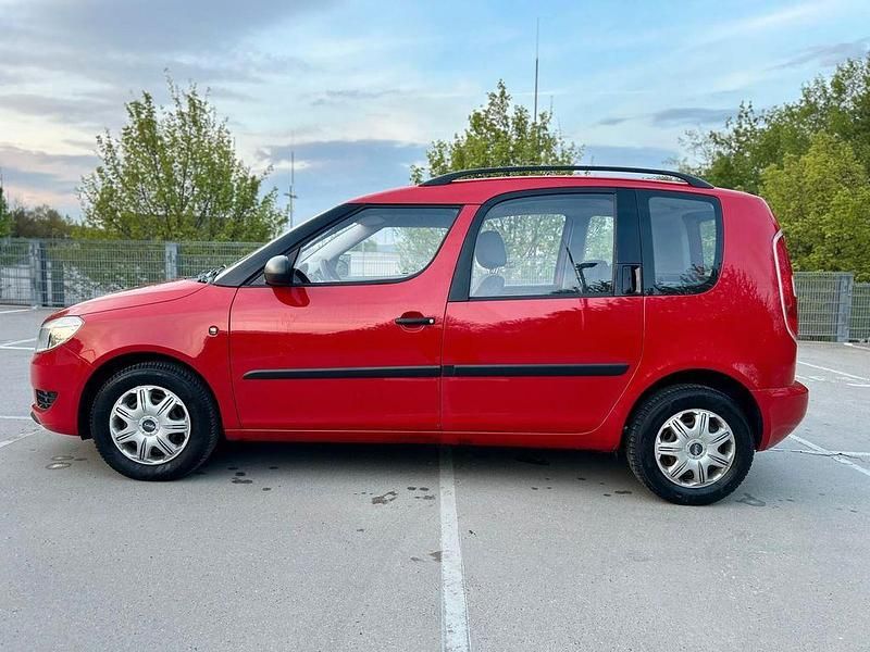 Używany Skoda Roomster Plus Edition 86 KM (63 kW) 2012 Czerwony Minivan