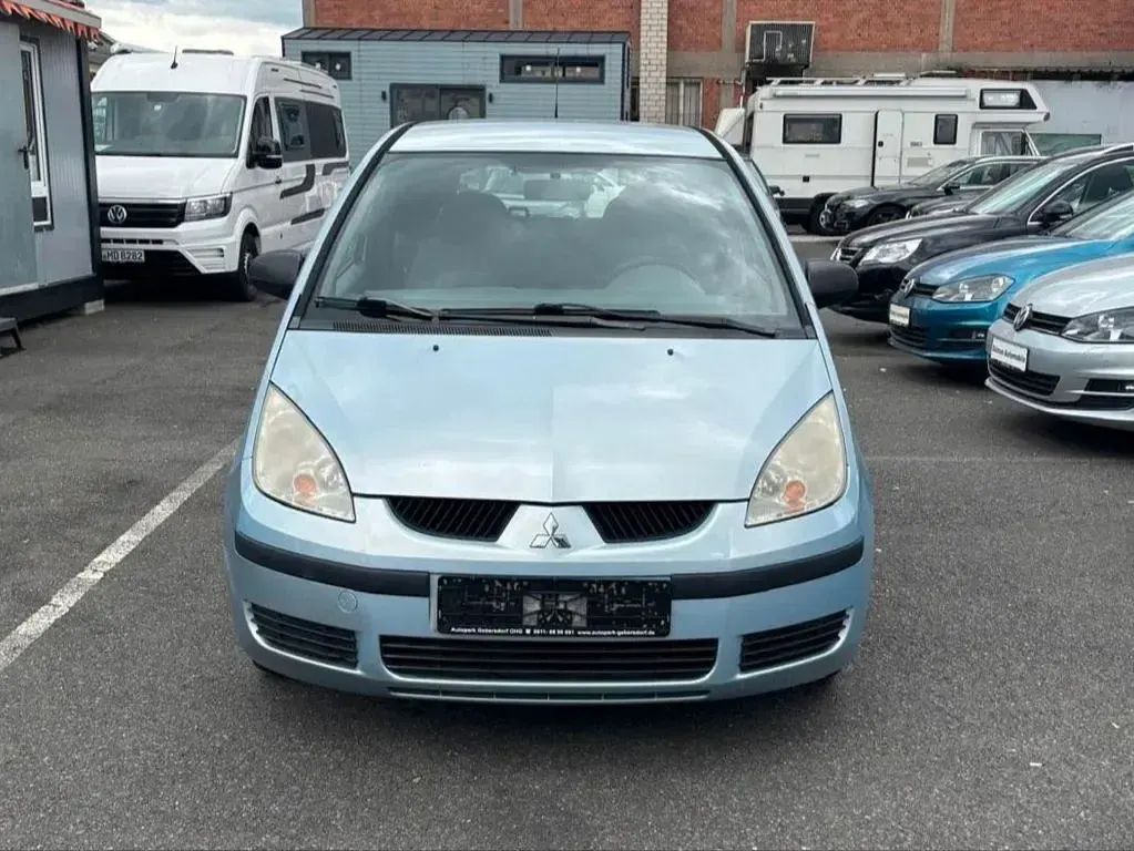 Gebraucht Mitsubishi Colt Inform 75 PS (55 kW) 2006 Blau Limousine