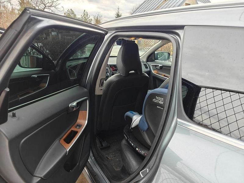 Gebraucht Volvo XC60 Inscription 245 PS (180 kW) 2017 Grau SUV