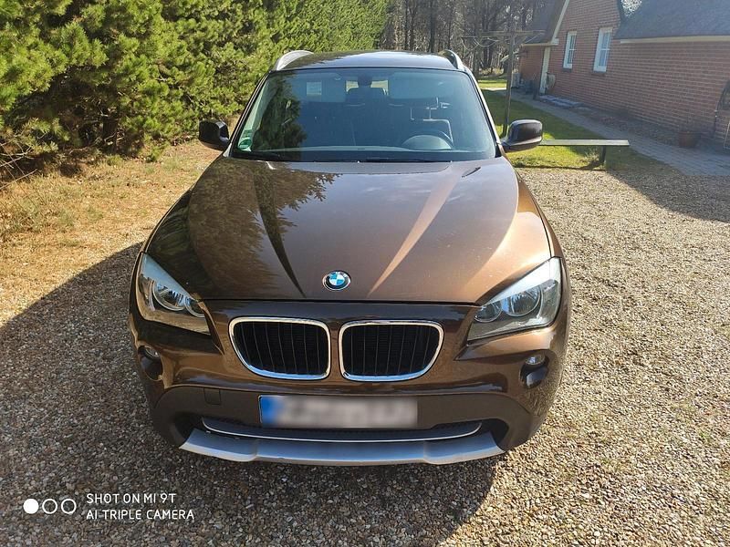 Gebraucht BMW X1 150 PS (110 kW) 2011 Braun SUV