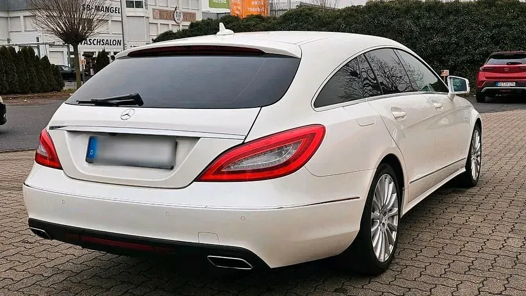 Gebraucht Mercedes CLS350 Shooting Brake 265 PS (194 kW) 2013 Weiß Kombi