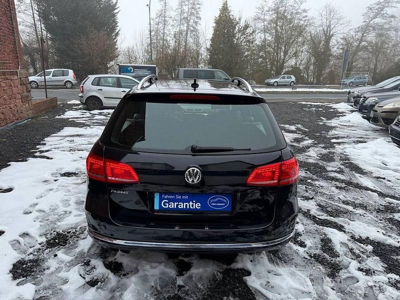 Gebraucht VW Passat Highline 177 PS (130 kW) 2013 Schwarz Kombi