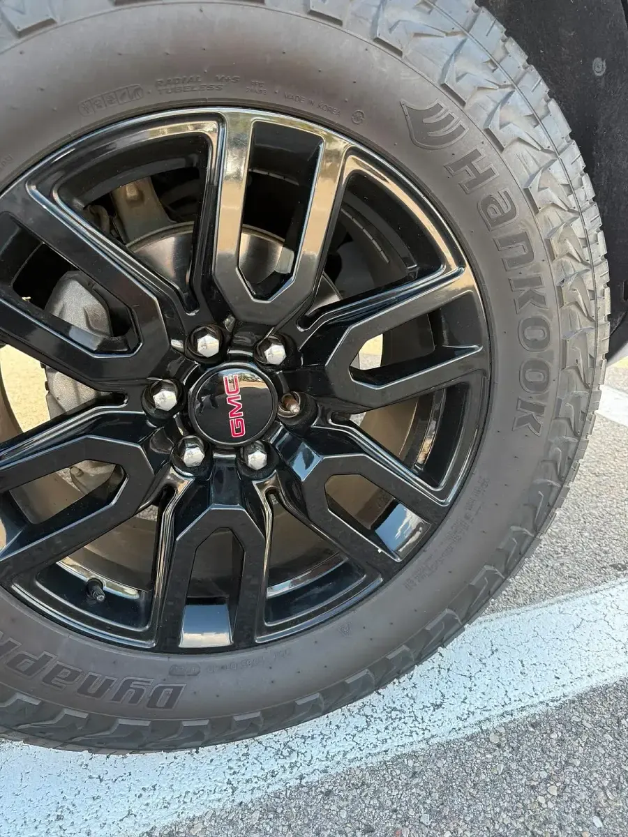 Używany GMC Sierra 309 KM (227 kW) 2022 Srebrny Pickup