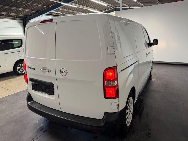 Gebraucht Opel Vivaro Edition 102 PS (75 kW) 2019 Weiß Van / Kleinbus