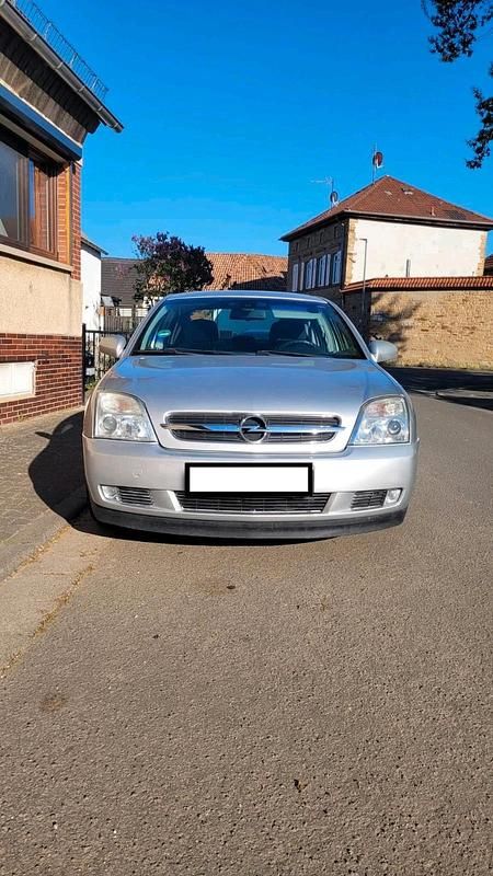 Silber Gebraucht 2003 Opel Vectra Limousine | 1.900 € - Bild 1/4