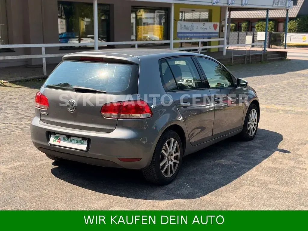 Gebraucht VW Golf VI 80 PS (58 kW) 2011 Grau Kleinwagen