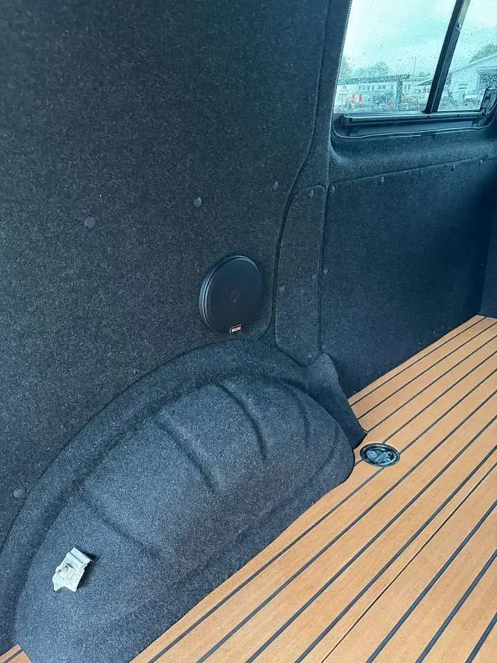 Gebraucht VW T5 102 PS (75 kW) 2014 Weiß Van