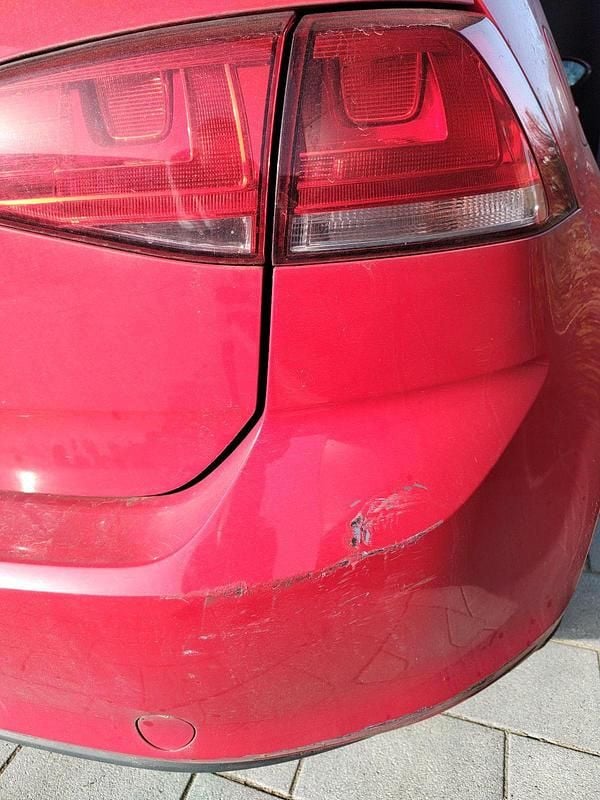 Usado VW Golf VII 85 HP (62 kW) 2012 Vermelho Sedan