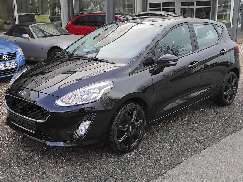 Iridiumschwarz metallic Gebraucht 2018 Ford Fiesta Cool & Connect Kleinwagen | 9.980 € (Fairer Preis) - Bild 1/4