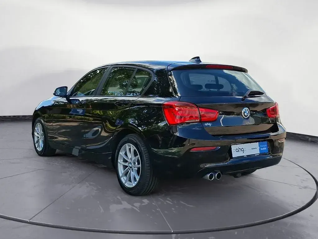 Gebraucht BMW 120 Advantage 184 PS (135 kW) 2017 Schwarz Limousine