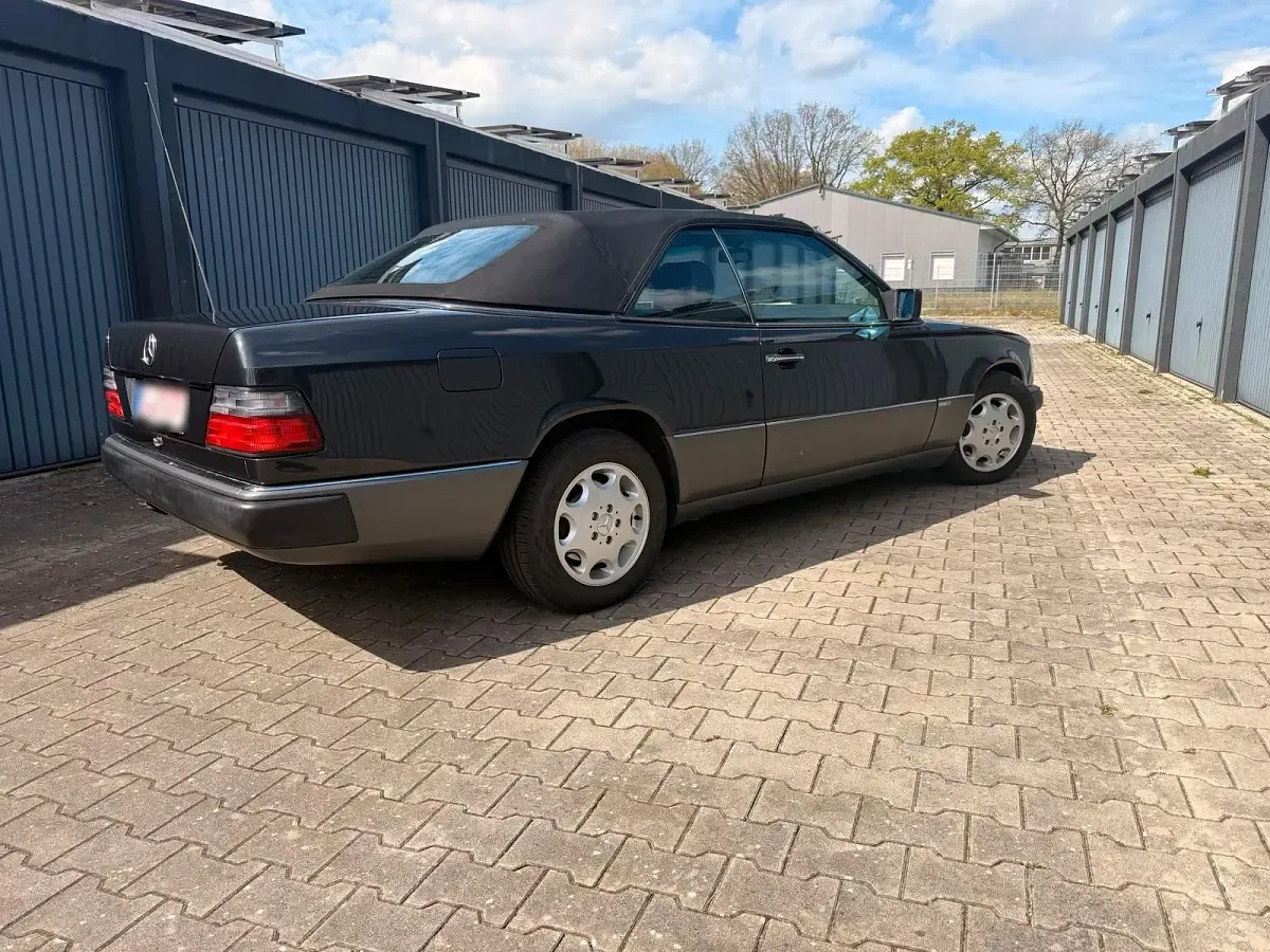 Gebraucht Mercedes 300 Sportline 1993 Schwarz Cabrio
