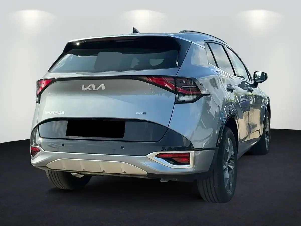 Neu Kia Sportage GT-Line 160 PS (117 kW) 2025 (css) lunar silver m SUV