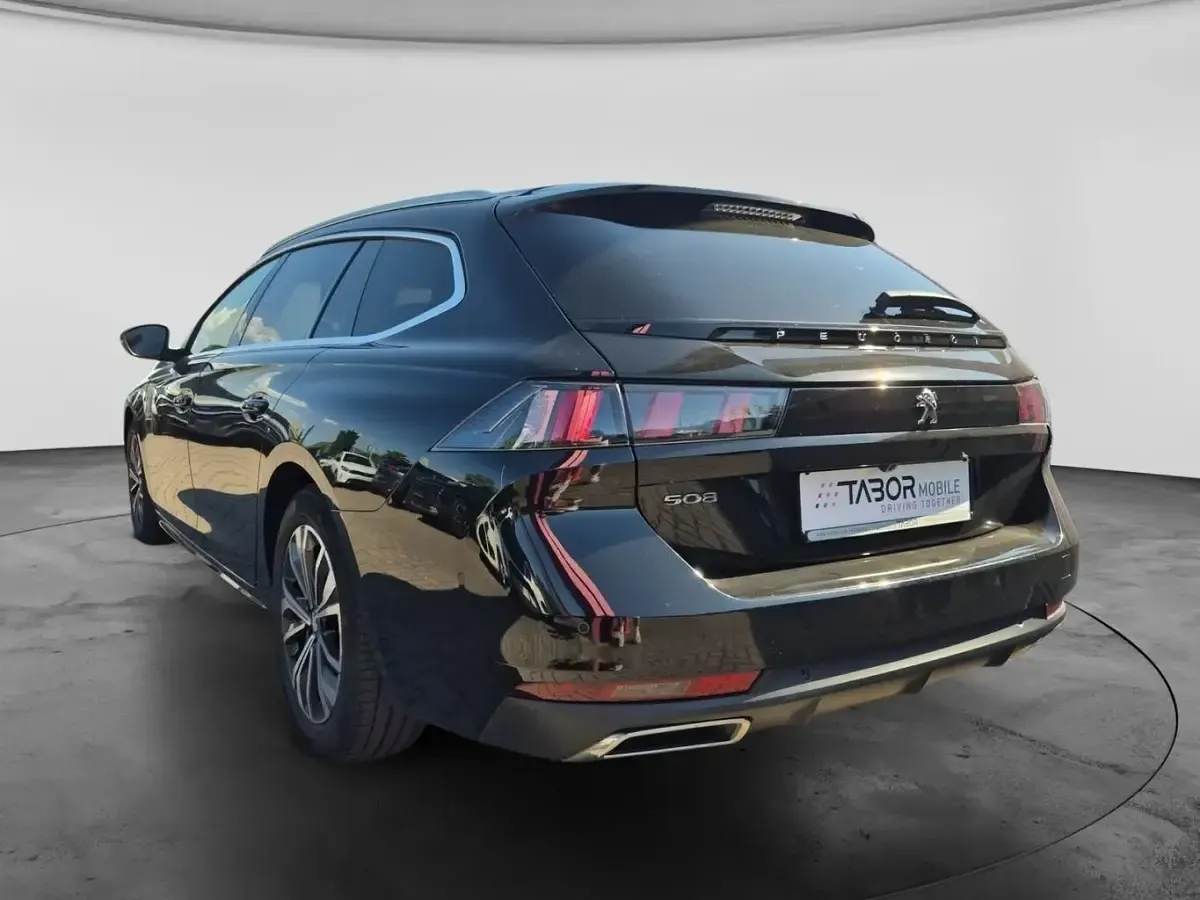 Gebraucht Peugeot 508 SW Allure 131 PS (96 kW) 2021 Perla nera schwarz metallic Kombi