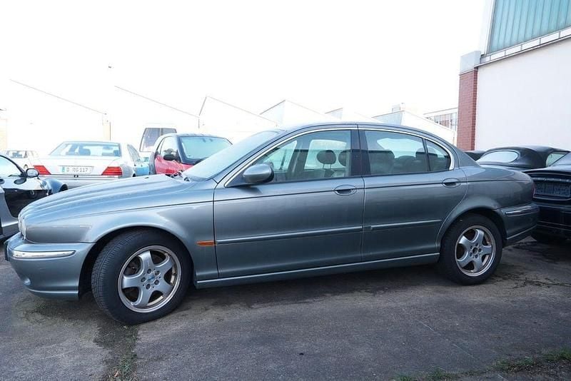 Gebraucht Jaguar X-type 156 PS (114 kW) 2003 Grau Limousine
