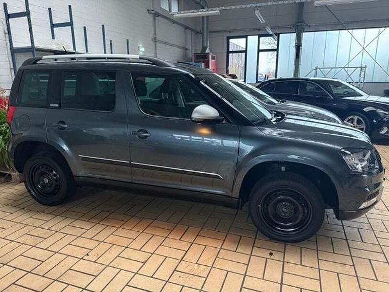 Gebraucht Skoda Yeti Adventure 122 PS (89 kW) 2014 Grau SUV