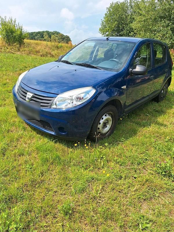 Gebraucht 2009 Dacia Sandero Kleinwagen | 1.950 € - Bild 1/4