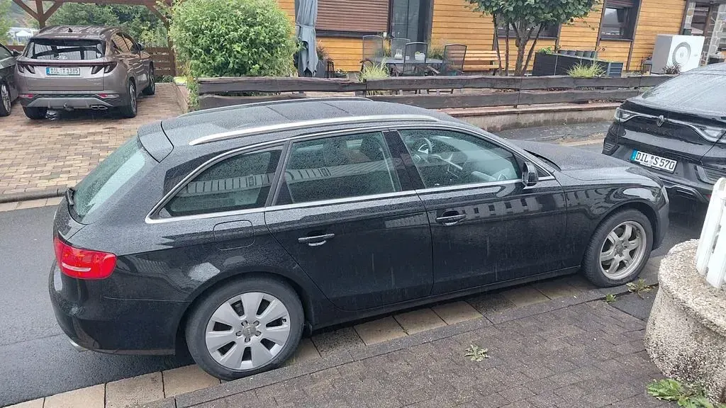 Gebraucht Audi A4 Ambiente 170 PS (125 kW) 2015 Schwarz Kombi