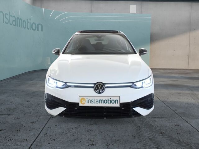 Weiß Gebraucht 2023 VW Golf VIII Style Limousine | 47.890 € (Etwas zu teuer) - Bild 1/2