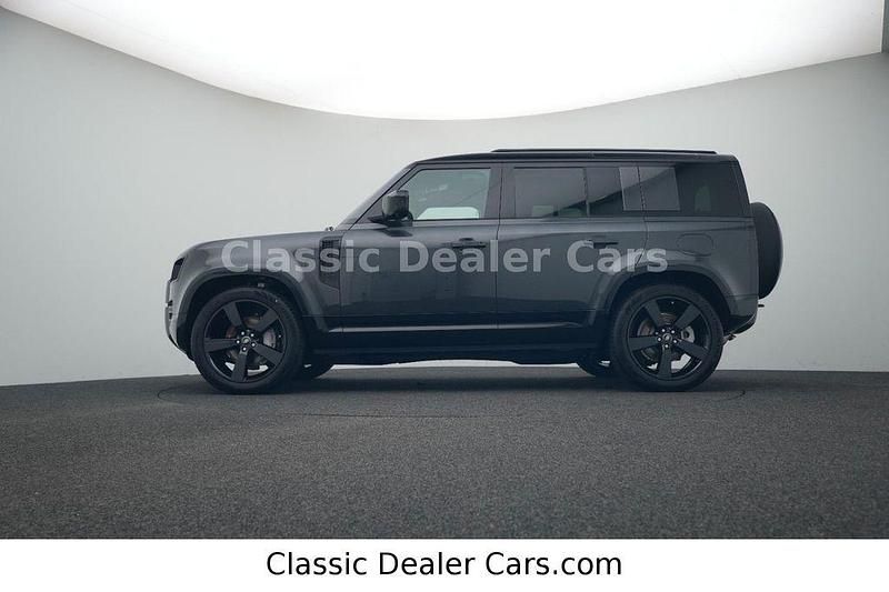 Neu Land Rover Defender Dynamic 300 PS (220 kW) 2026 Grau SUV