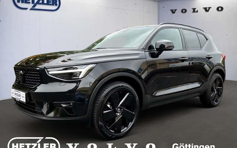 Schwarz Gebraucht 2025 Volvo XC40 Plus SUV | 41.350 € (Teuer) - Bild 1/4