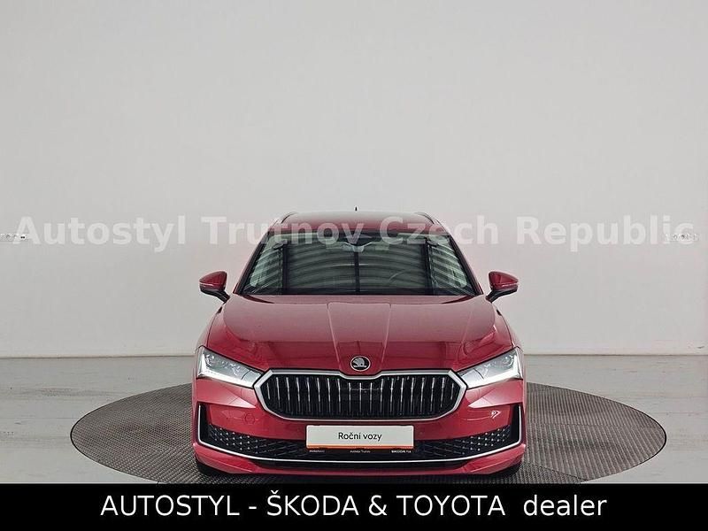 Gebraucht Skoda Superb LAURIN & KLEMENT 193 PS (141 kW) 2024 Rot Kombi