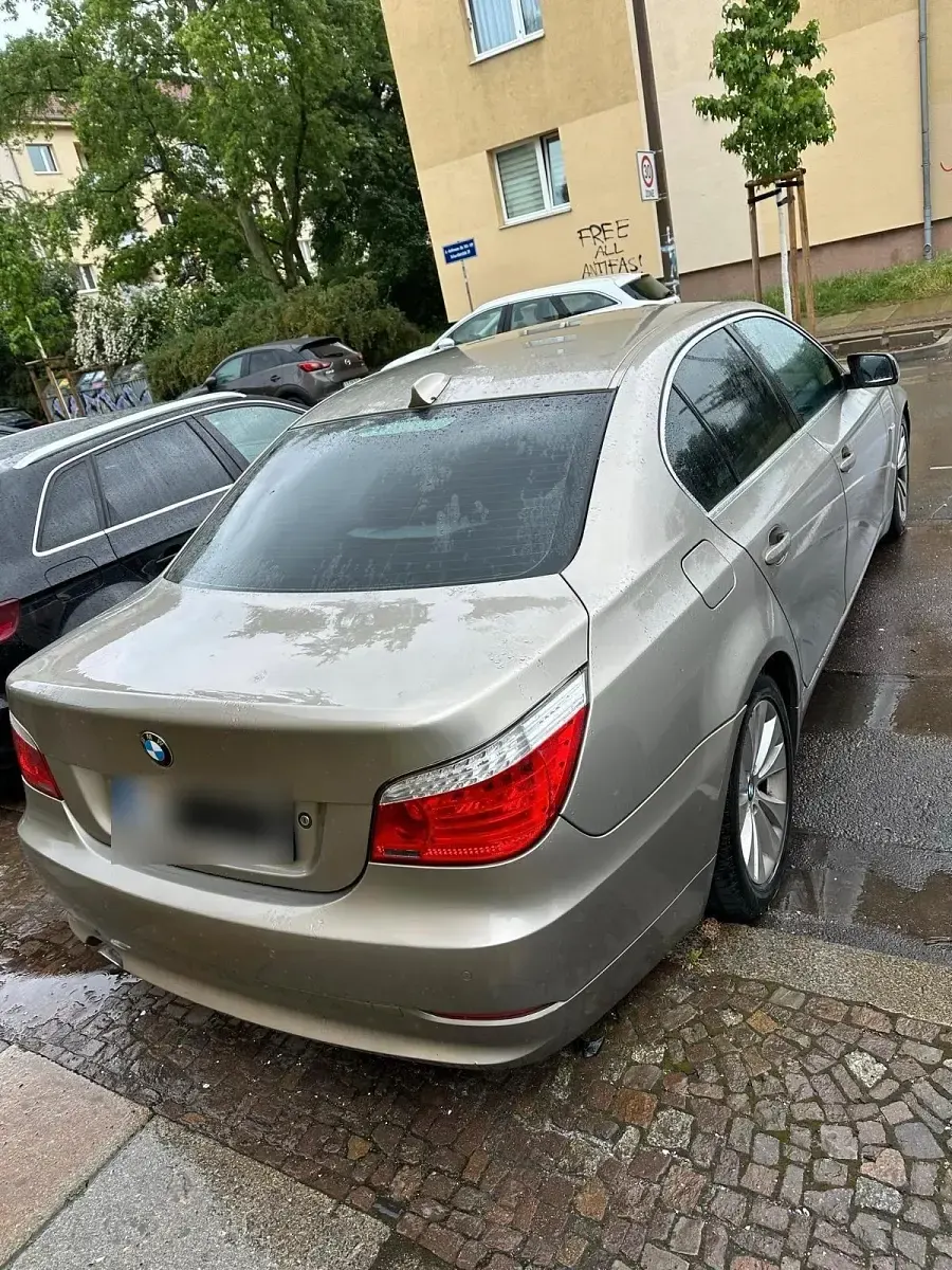 Gebraucht BMW 520 177 PS (130 kW) 2009 Andere farben Limousine
