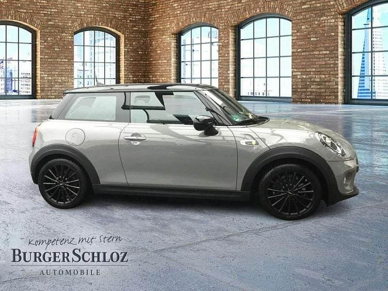 Gebraucht Mini Cooper SE 135 kW (184 PS) 2020 Metallic Kleinwagen